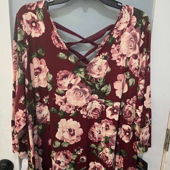 Stitch Fix Maroon Floral V-Neck Dress 2X NWT | Buttery Soft + Flowy Fit - Picture 3 of 15
